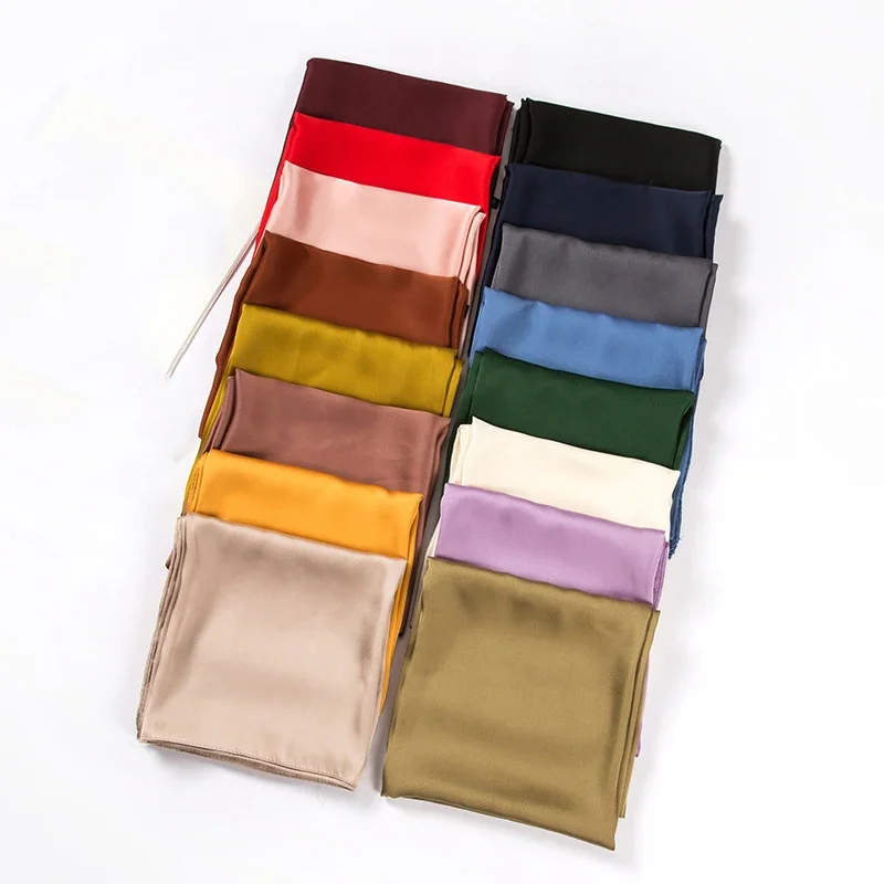 Silk Scarf Square - Атласный шарф для женщин, 70 см,